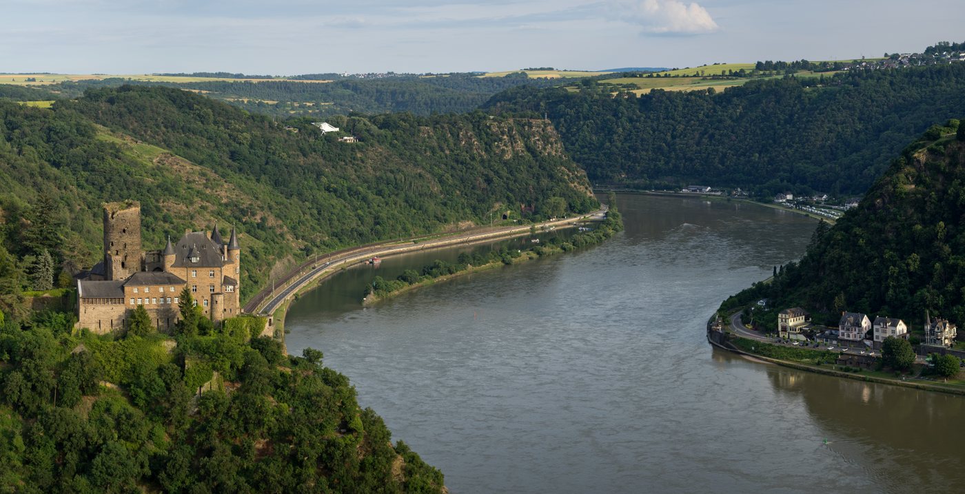 Katz Castle overlooking a sweeping bend of the Rhine River